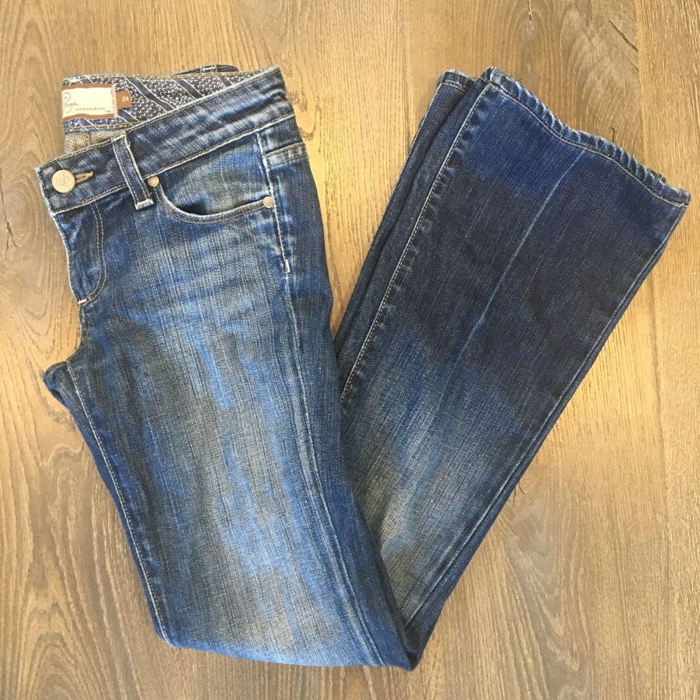 Paige Laurel Canyon Bootcut Jeans Low Rise 24
